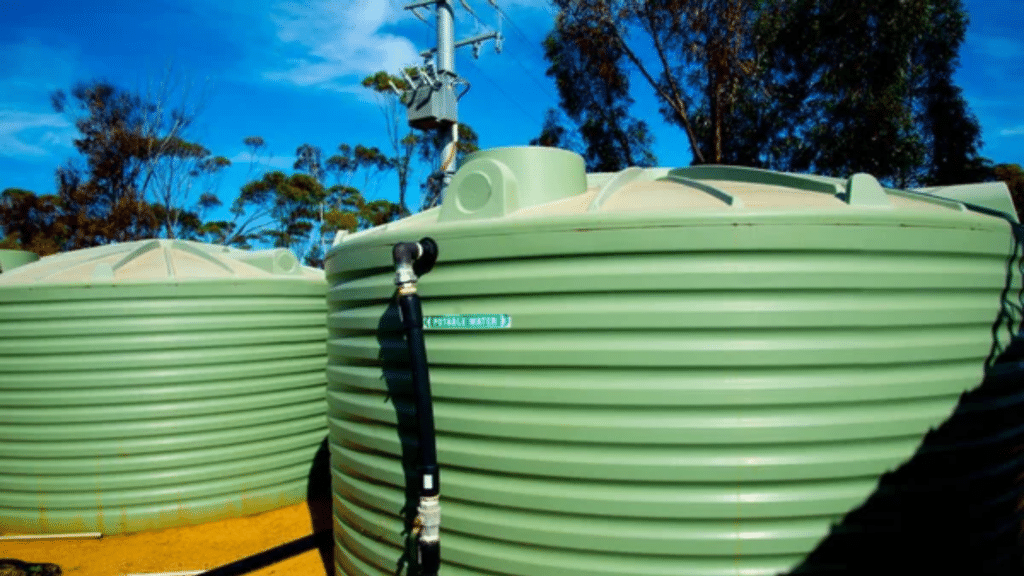 Water Tanks Cleaning